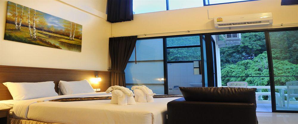 The Wave Hotel Patong Sha Phuket Buitenkant foto