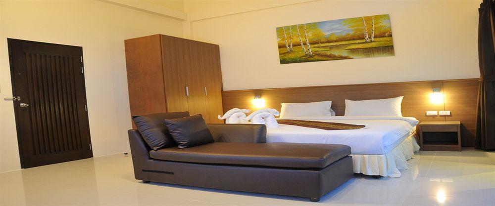 The Wave Hotel Patong Sha Phuket Buitenkant foto