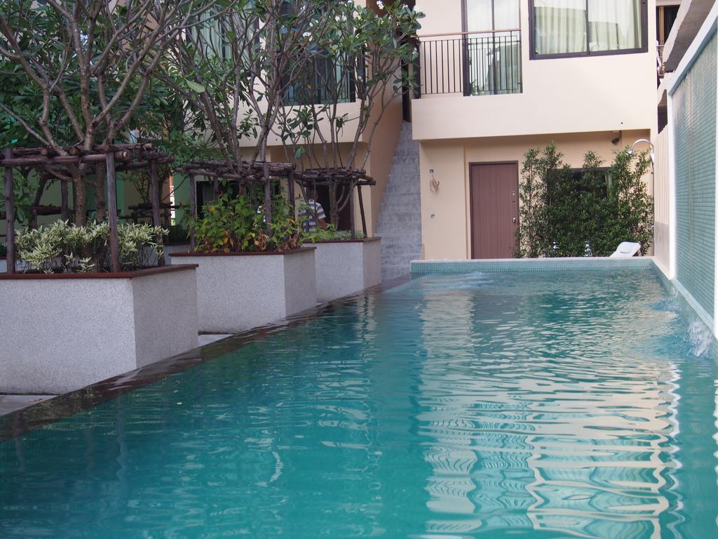 The Wave Hotel Patong Sha Phuket Buitenkant foto