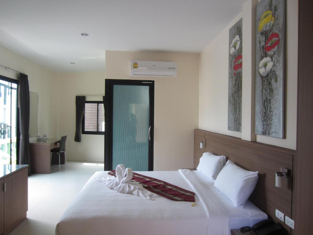 The Wave Hotel Patong Sha Phuket Kamer foto